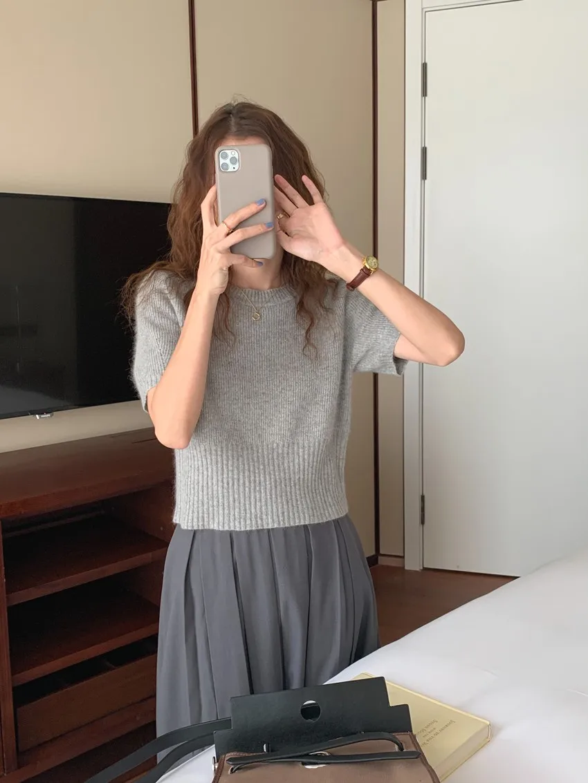 Cashmere knit short sleeve women's bottom loose top half sleeve T-shirt spring and autumn pullover short wool half sleeve