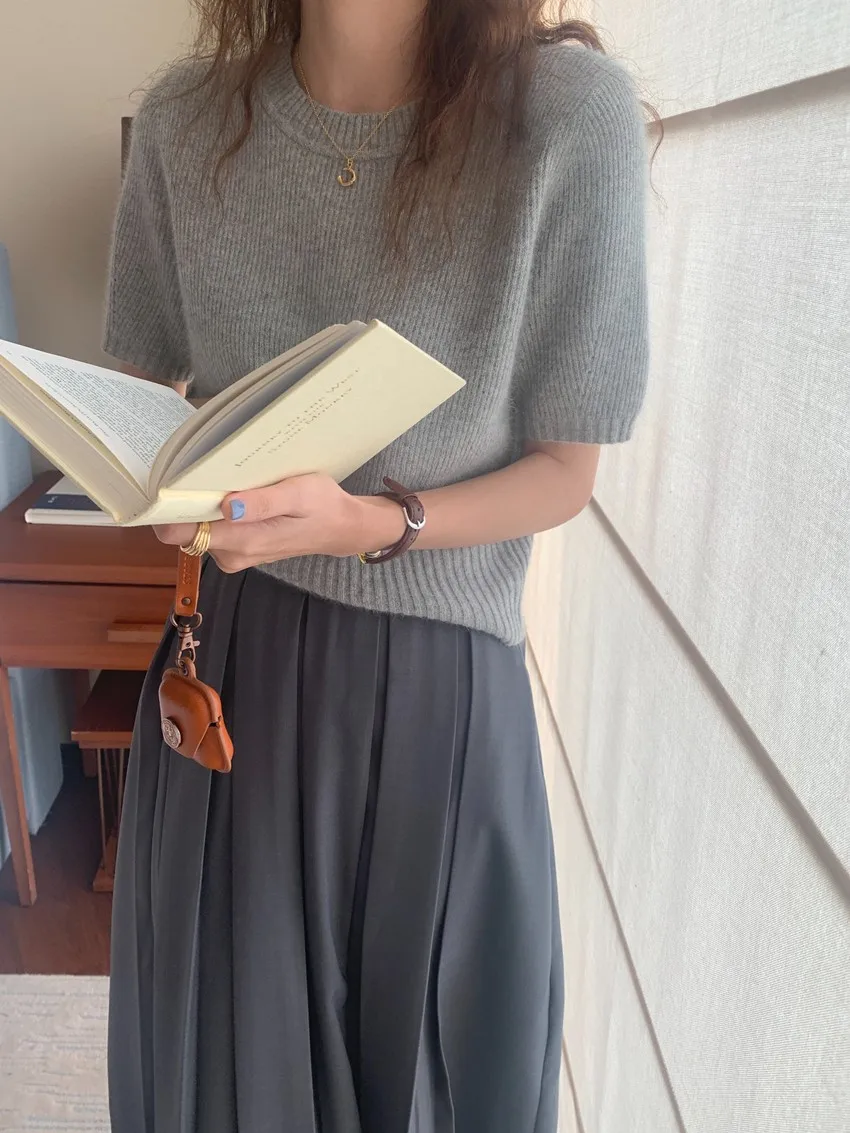 Cashmere knit short sleeve women's bottom loose top half sleeve T-shirt spring and autumn pullover short wool half sleeve