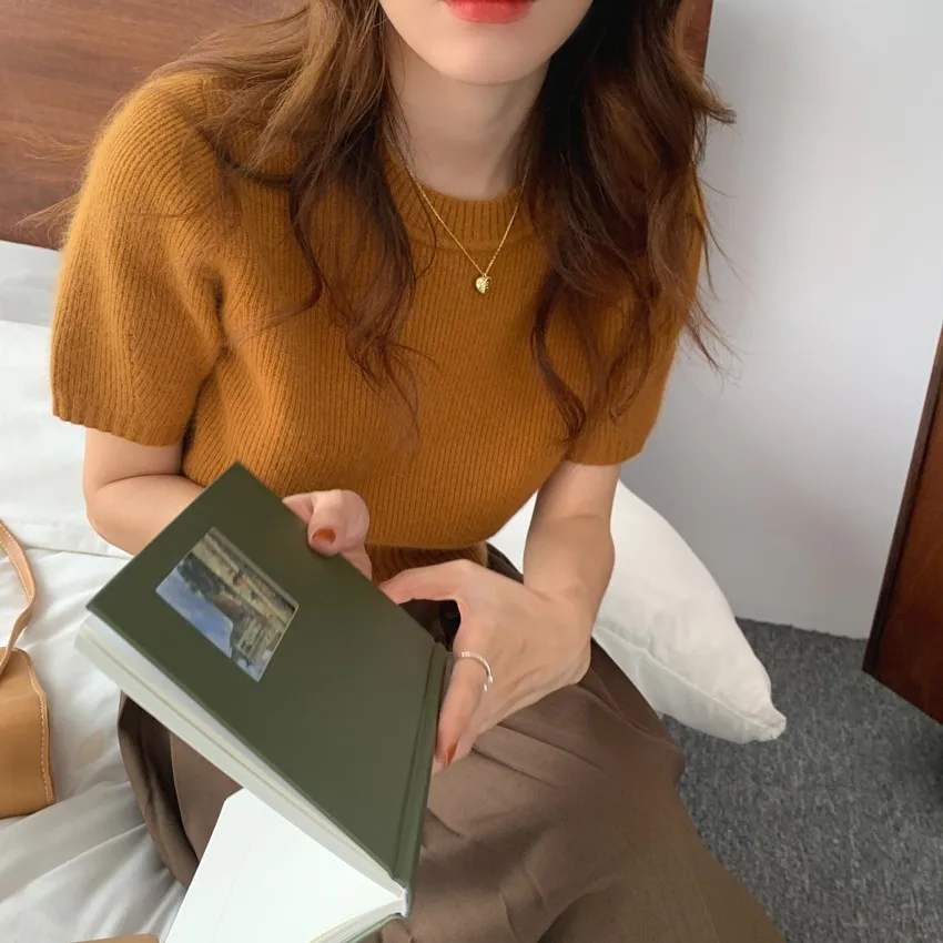 Cashmere knit short sleeve women's bottom loose top half sleeve T-shirt spring and autumn pullover short wool half sleeve