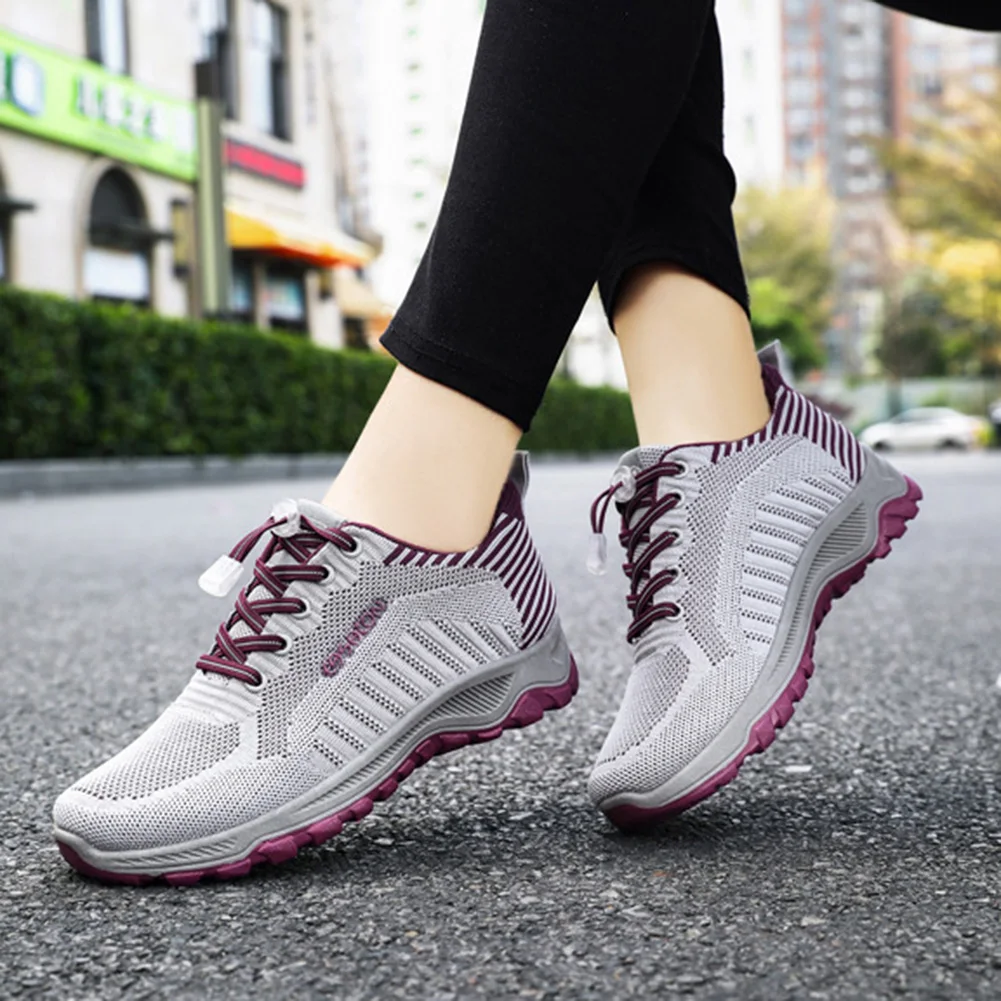 Women's Sports Shoes Lightweight Breathable Non Slip Mesh Sneakers Comfort Running Shoes Casual Shoes For Elderly Adult Youth