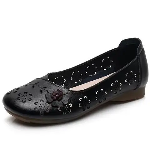 Fashion White Cutout Shallow Flats Woman Designer Floral Hollows Summer Flat Shoes for Women 2023 Casual Leather Loafers