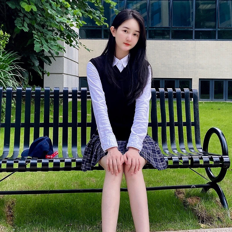 Aesthetic Sweater Pullover Women Sweaters Women's Vest Clothing Blouse Preppy Style Tops Warm Korean Padded Woman Female Knitted