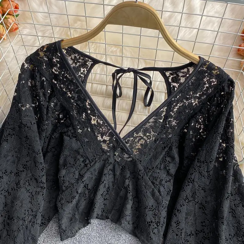 Sexy Lace Hollow Out Blouse Women Summer V-Neck Puff Sleeve Backless Tops Casual Korean Slim Lace Up Solid White Crop Tops