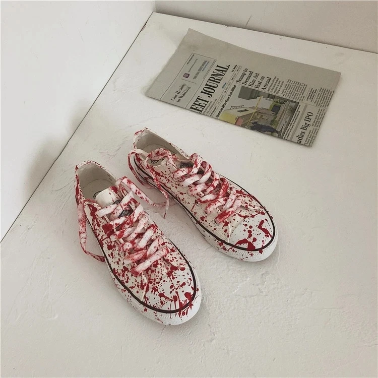 Trend Mens Canvas Shoes Cool Boys Board Shoes Colorful Graffiti Footwear Faux Blood-stained Male Sneakers Man's Vulcanized Shoes