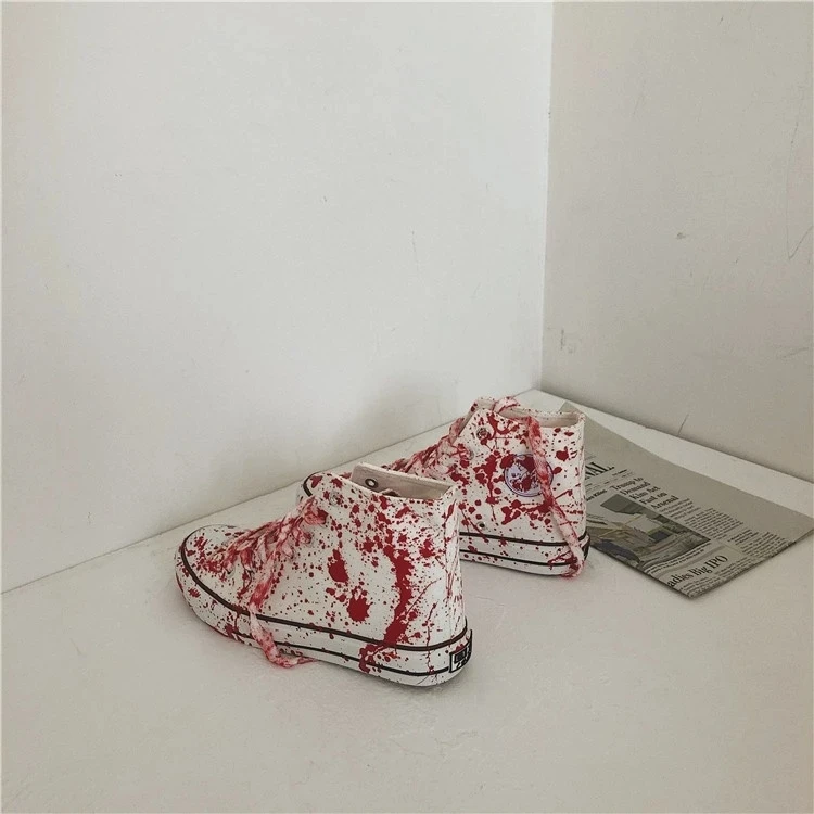 Trend Mens Canvas Shoes Cool Boys Board Shoes Colorful Graffiti Footwear Faux Blood-stained Male Sneakers Man's Vulcanized Shoes