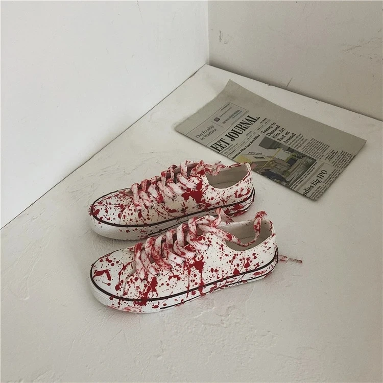 Trend Mens Canvas Shoes Cool Boys Board Shoes Colorful Graffiti Footwear Faux Blood-stained Male Sneakers Man's Vulcanized Shoes