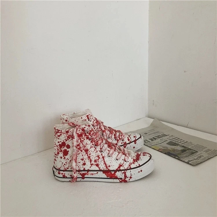 Trend Mens Canvas Shoes Cool Boys Board Shoes Colorful Graffiti Footwear Faux Blood-stained Male Sneakers Man's Vulcanized Shoes