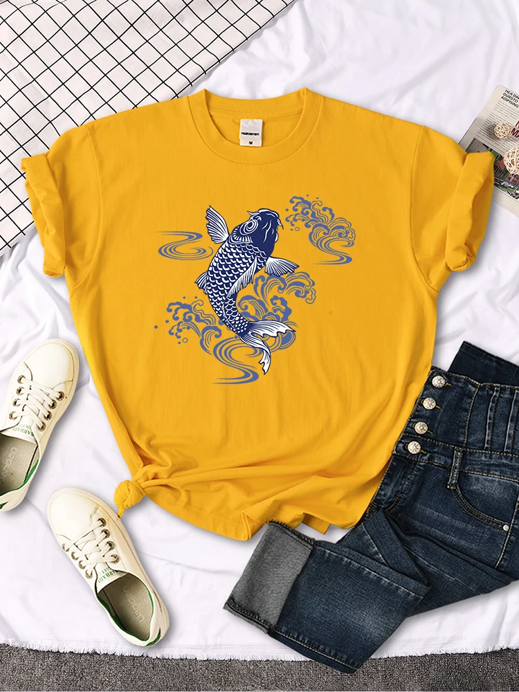 Tshirt For Woman Paper Cut Koi Good Luck Printing Womens T Shirt Kawaii Fashion Women Top Roud Neck Breathable Tshirts For Women