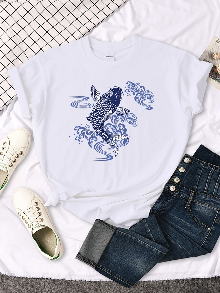 Tshirt For Woman Paper Cut Koi Good Luck Printing Womens T Shirt Kawaii Fashion Women Top Roud Neck Breathable Tshirts For Women