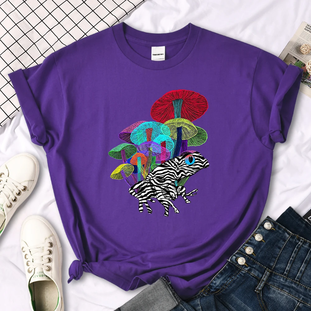 Frog With Mushrooms In Neon Style T Shirt Female Summer Fashion Tee Clothes Sport Street Harajuku Short Sleeve Casual T-Shirts