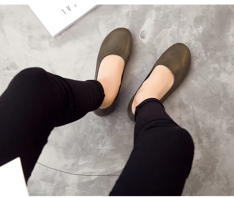 AIYUQI Women Flats Shoes Genuine Leather Ladies Shoes Large Size 41 42 43 Casual Lightweight Non-Slip 2026 New Women Loafers