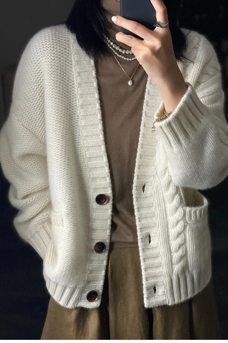 Autumn winter new fund pure cashmere cardigan female twist add thick sweater languid lazy wind loose sweater coat