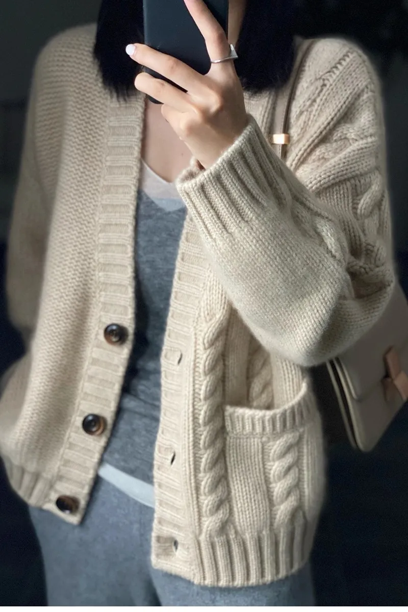 Autumn winter new fund pure cashmere cardigan female twist add thick sweater languid lazy wind loose sweater coat