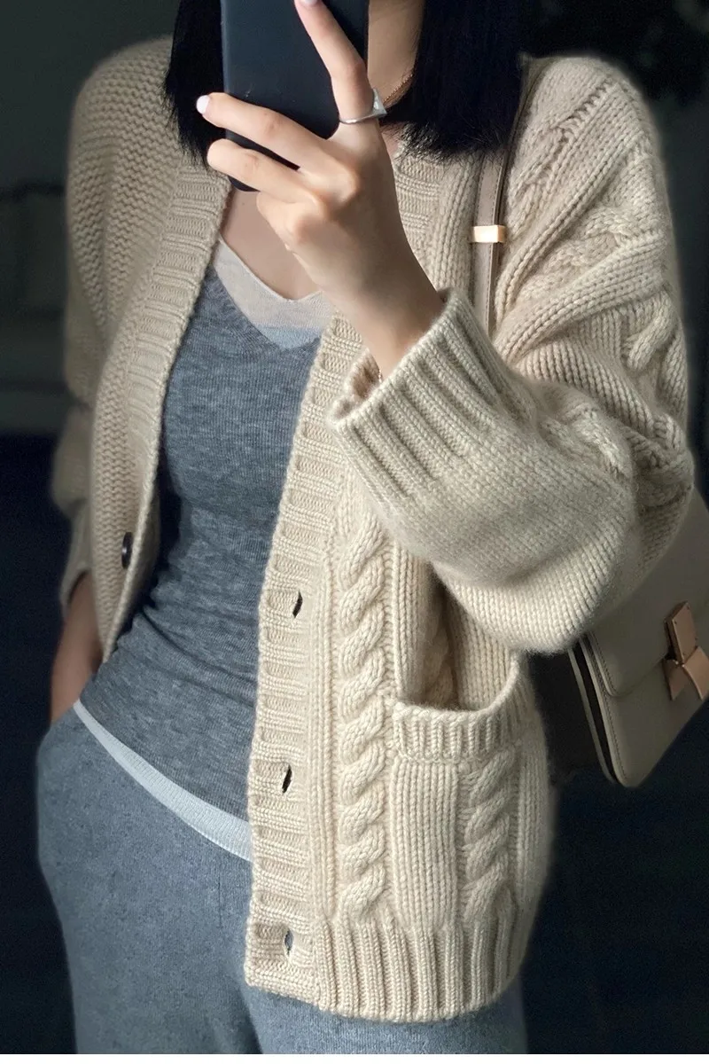 Autumn winter new fund pure cashmere cardigan female twist add thick sweater languid lazy wind loose sweater coat