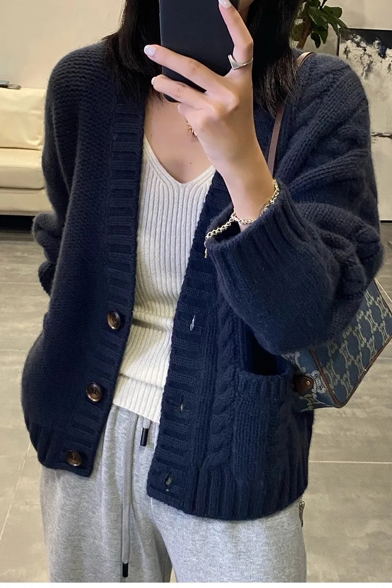 Autumn winter new fund pure cashmere cardigan female twist add thick sweater languid lazy wind loose sweater coat