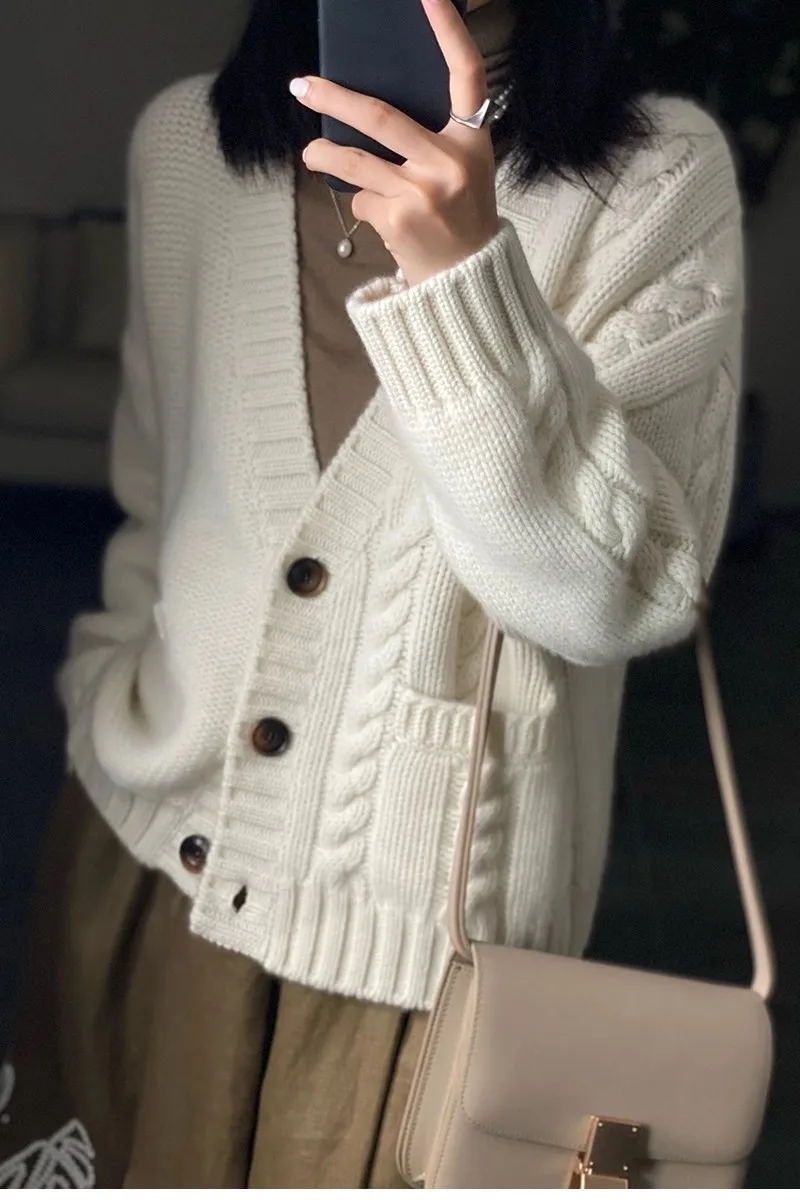 Autumn winter new fund pure cashmere cardigan female twist add thick sweater languid lazy wind loose sweater coat