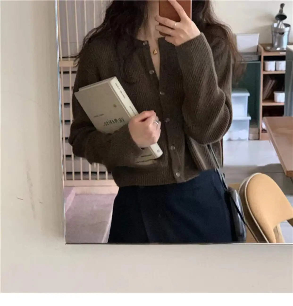 Fashion cashmere knit cardigan women spring and autumn new round collar Korean sweater loose short jacket sweater coat