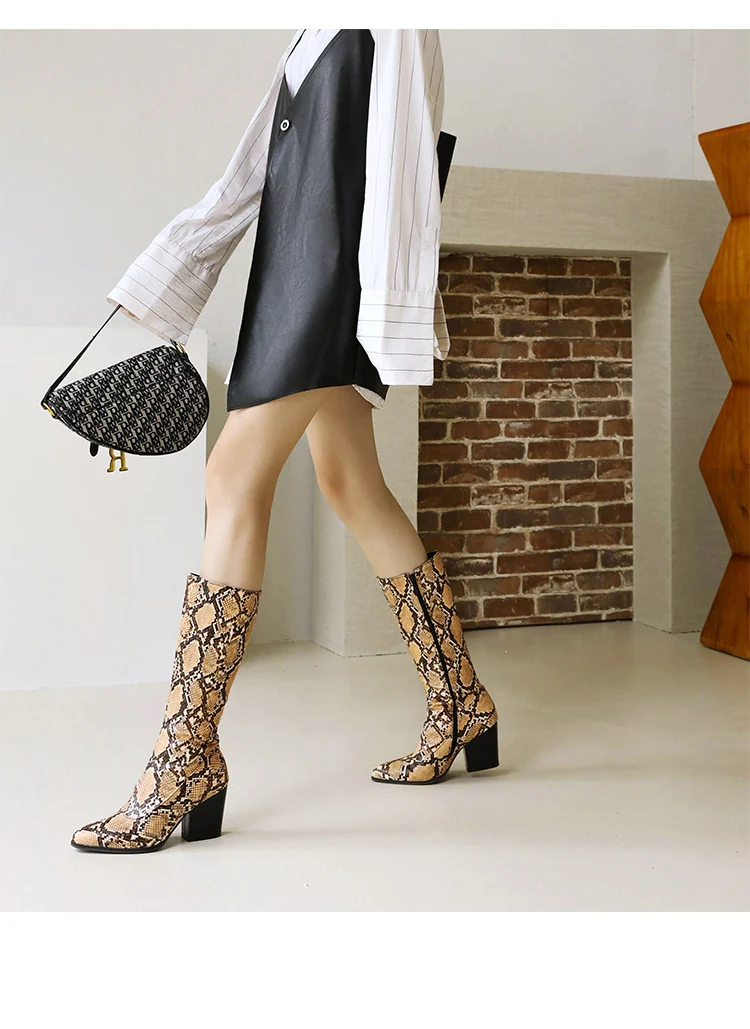 Oversized Blue Snake Print Fashion Sexy Female Mid-Calf Boots Pointed Wedge Short Plush Inner Shoes Zipper Snake Print Leather