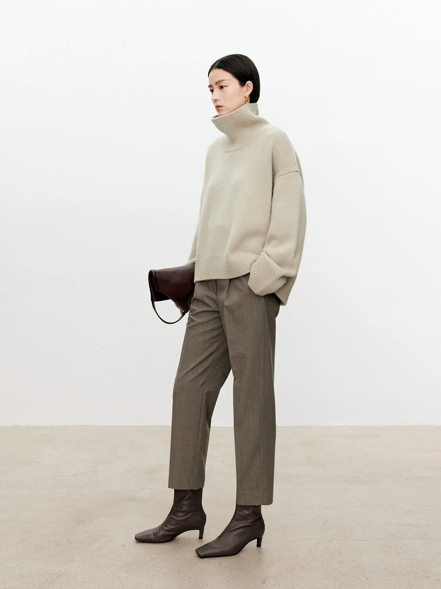 Turtleneck pure cashmere sweater female loose and thick languid lazy wind pullover sweater knitting base WOOL sweater