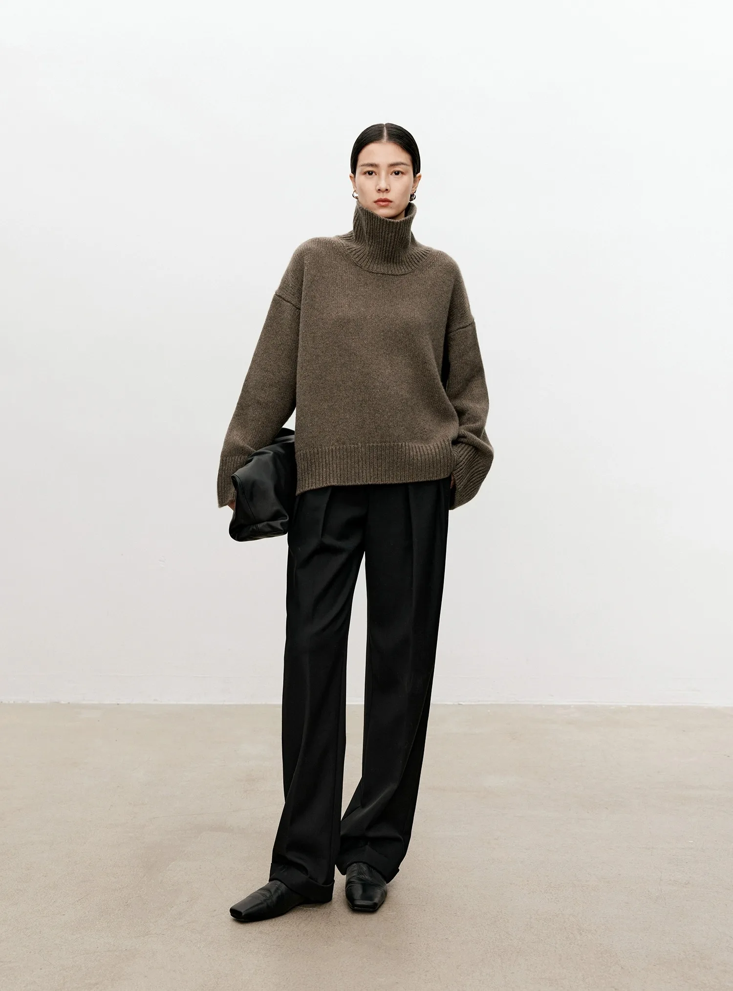 Turtleneck pure cashmere sweater female loose and thick languid lazy wind pullover sweater knitting base WOOL sweater