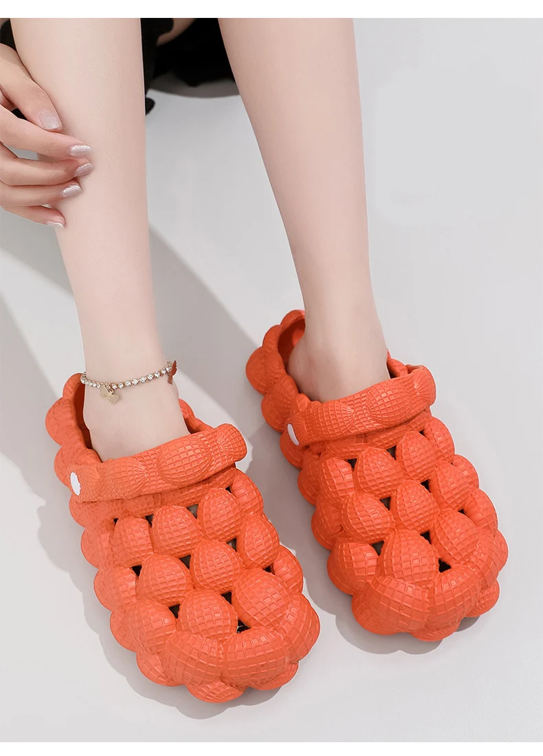 Summer New Men's And Women's Bubble Sandals 2025 Wear-resistant Platform Slippers Non-slip EVA Home Massage Slippers Beach Shoes