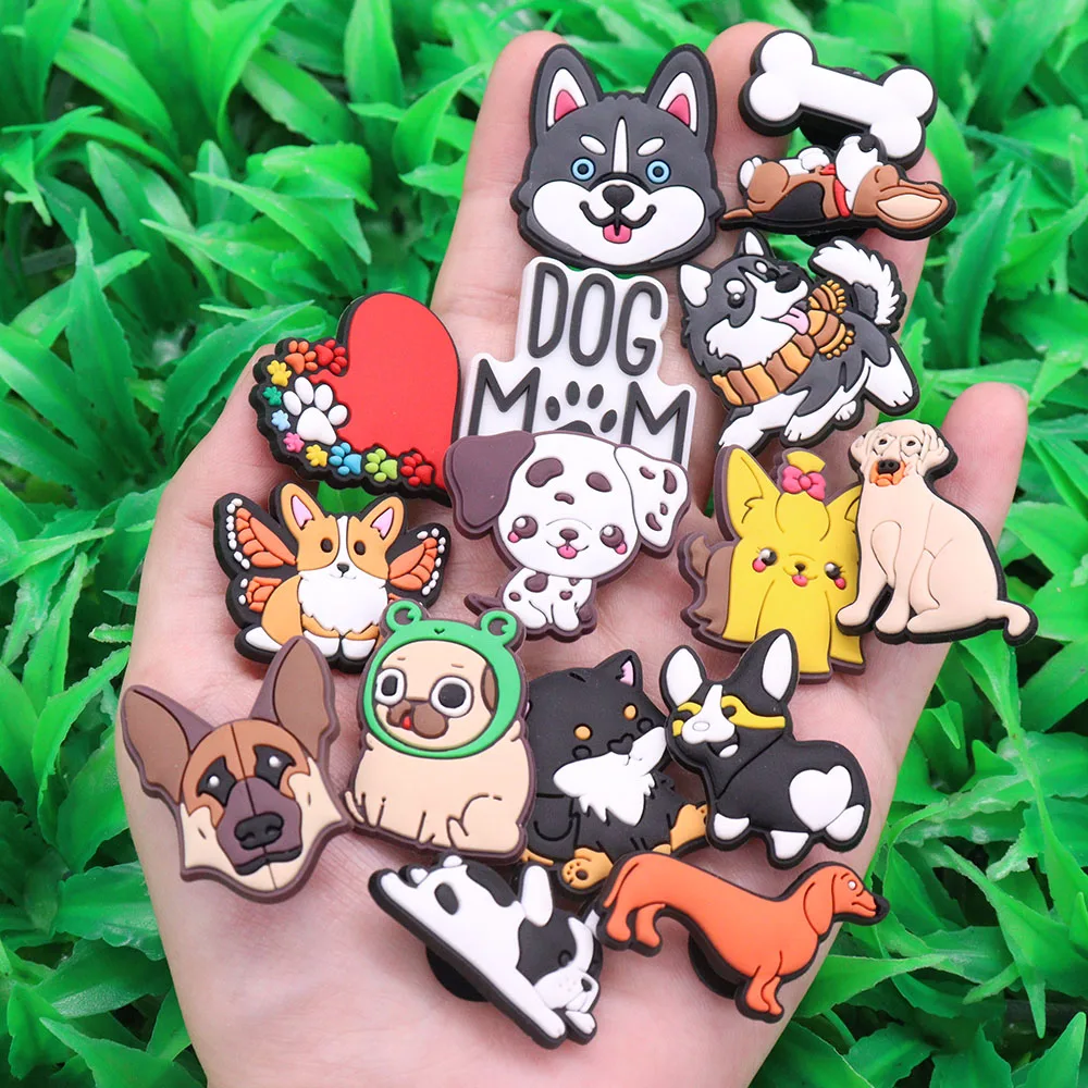 New Arrival 1pcs PVC Cute Cartoon Shoe Charms Fit Wristbands Kawaii Animal Dog Mom Bone Hole Slipper Decoration Shoe Accessories