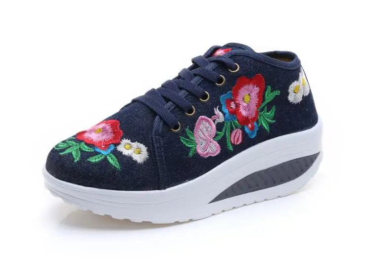Fashion Floral Embroidery Women Sneakers Lace up Mid Heel Autumn Shoes for Woman Plus Size Casual Runway Comfort Walking Sneaker