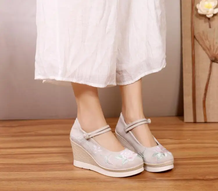 Vintage Embroidered Cotton Fabric Women Wedge Pumps Platform Mary Jane High Heels Ladies Spring Summer Sandals Retro Dance Shoes