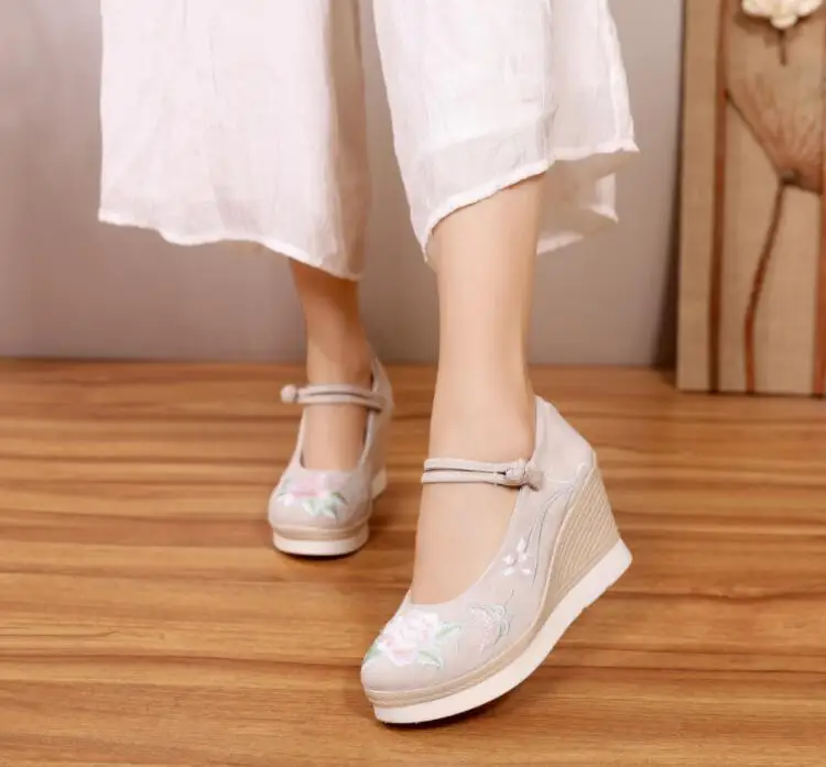 Vintage Embroidered Cotton Fabric Women Wedge Pumps Platform Mary Jane High Heels Ladies Spring Summer Sandals Retro Dance Shoes