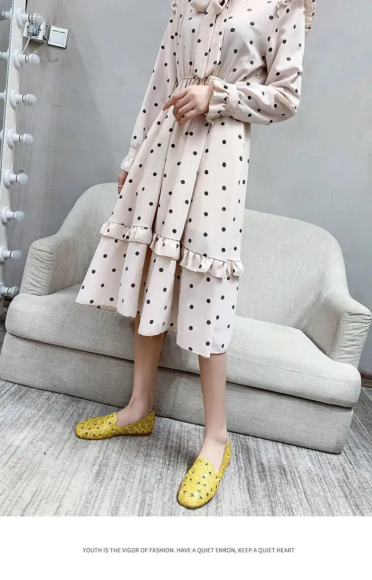Fashion Beige Wide Flats Female Shoes Big Size 41 42 Summer Casual Soft Women's Slip on Loafers Ladies Cheap Shoes 2023 New