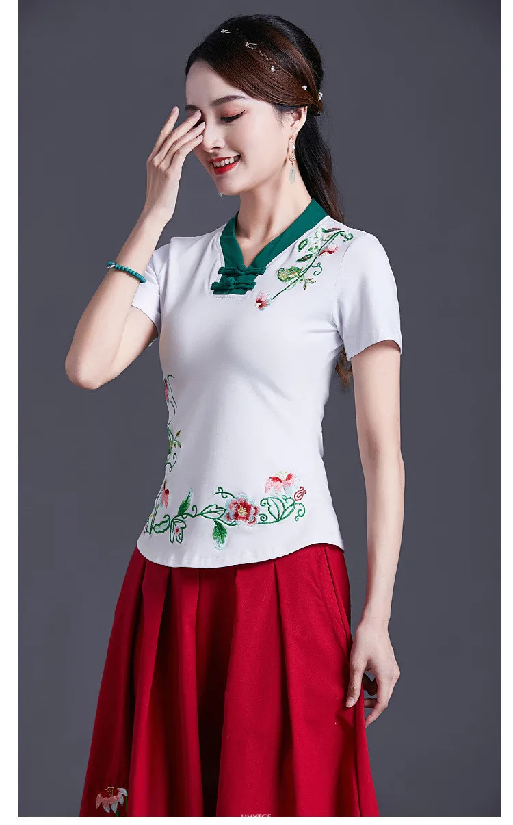 UHYTGF Vintage Women's 6XLOversized T-Shirt Fashion Embroidered V-neck Short Sleeve Summer Clothes Slim Female Tops T-Shirt 1451