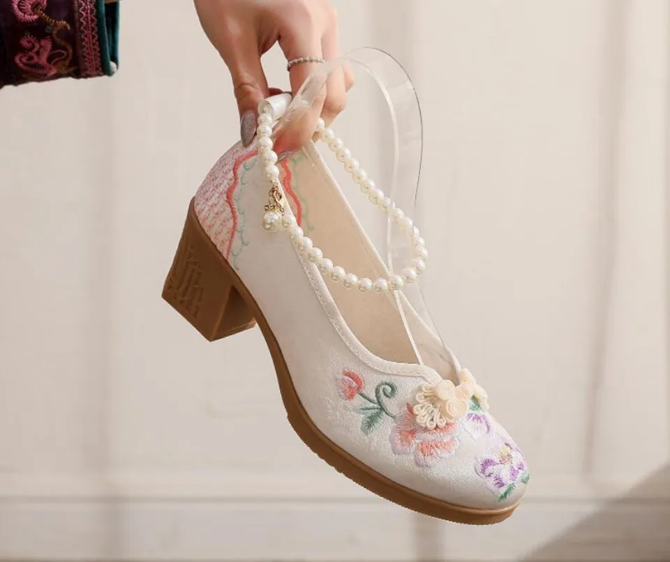 Women Vintage Pearls Ankle Strap Pump Ladies Ethnic Embroidered High Heels Spring Mary Jane Block Heel Dress Shoes for Female