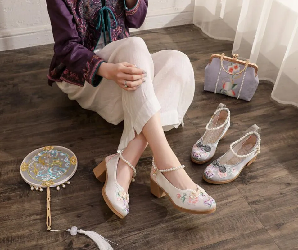 Women Vintage Pearls Ankle Strap Pump Ladies Ethnic Embroidered High Heels Spring Mary Jane Block Heel Dress Shoes for Female