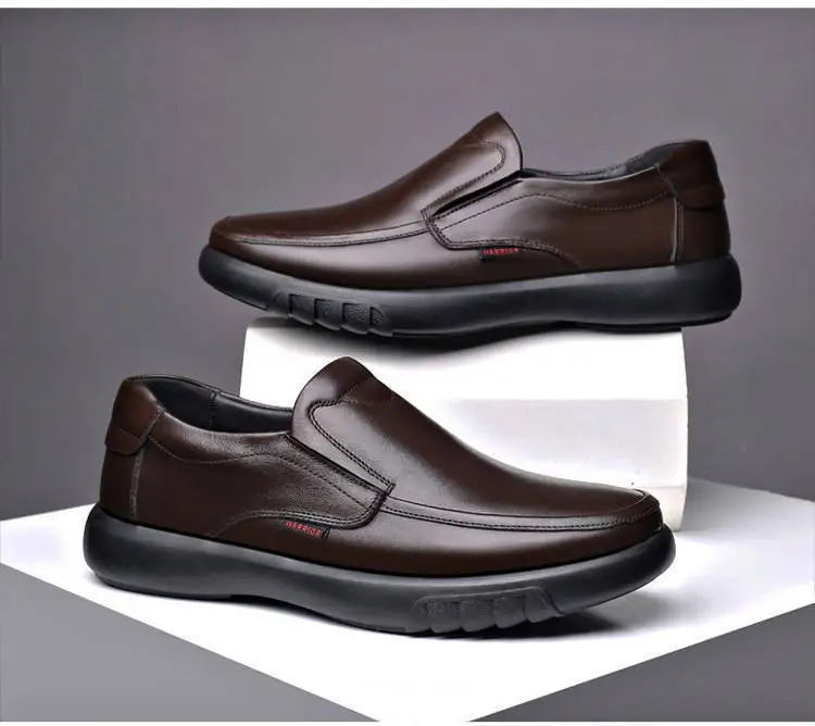New Black Shoes Men Loafers Breathable Soft Moccasins Man High Quality Casual PU Leather Boat Shoes Men Flats Male Driving Shoes