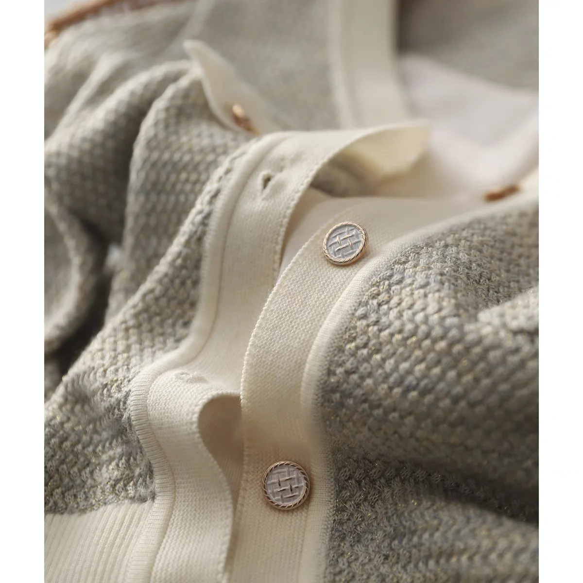 Temperament small fragrant wind cashmere knit cardigan female spring and autumn new V-neck jacket loose sweater thin wool coat