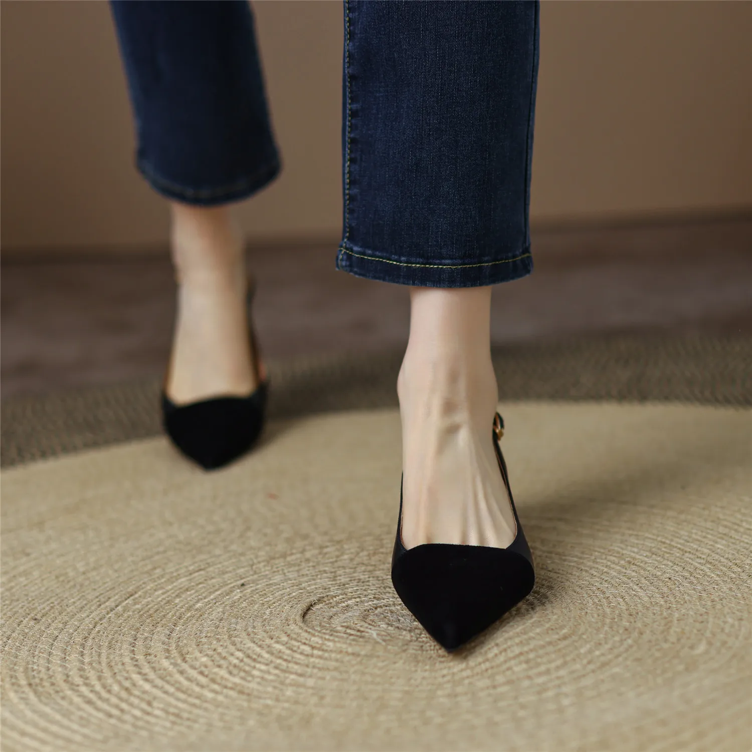Black Sandals Women 2026 Summer Genuine Leather Slingback Elegant Mid Heel Pointed Comfortable Light Female Shoes Big Size 42