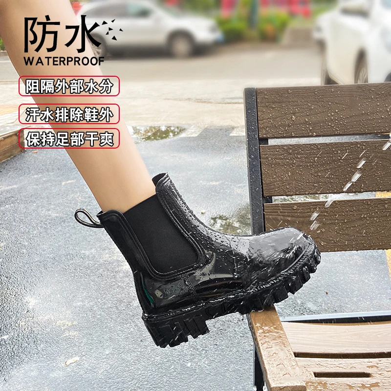 New Women's Color Fashion Rain Boots Four Seasons Wearable Water Shoes Outdoor Fashion Waterproof Mid-tube All-match Rain Boots