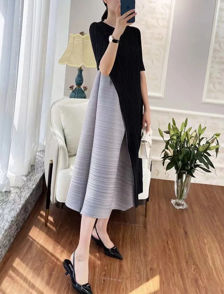 Miyake Pleated Dress Mid-length Fake Two-way Stitching Design Casual Loose Self-Cultivation Skirt Black and Gray 2021 Summer New