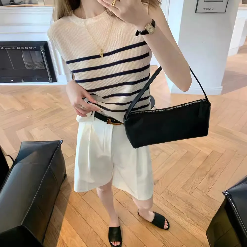 WinvyNee Summer Women 100% Cotton Striped Camis White Black Vest O Neck Tops Basic Clothes Casual Tank Women Pullover C1002005