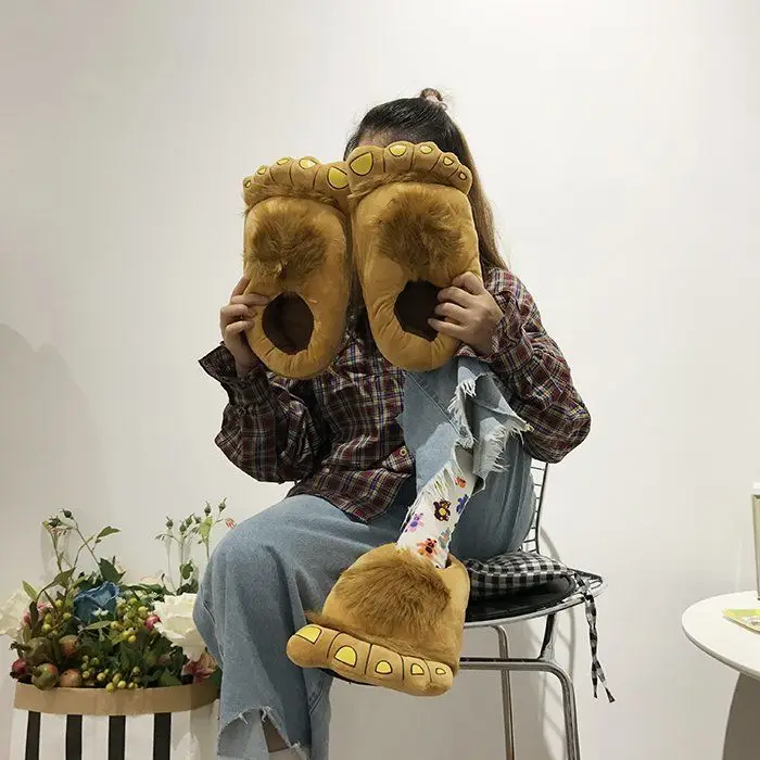 Designer Cartton Bigfoot Unisex Winter Indoor Slippers Cotton Shoes Women Men Slip On Lazy Home Shoes Lovers Couple Floor Shoes