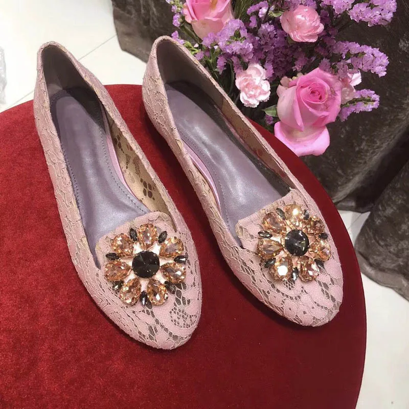 Summer Floral Lace Rhinestone Embellished Flat Shoes Women Glitter Crystal Flower Buckle Loafers Slip On Beauty Wedding Shoes