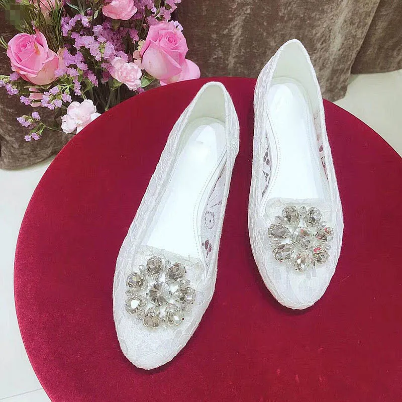 Summer Floral Lace Rhinestone Embellished Flat Shoes Women Glitter Crystal Flower Buckle Loafers Slip On Beauty Wedding Shoes