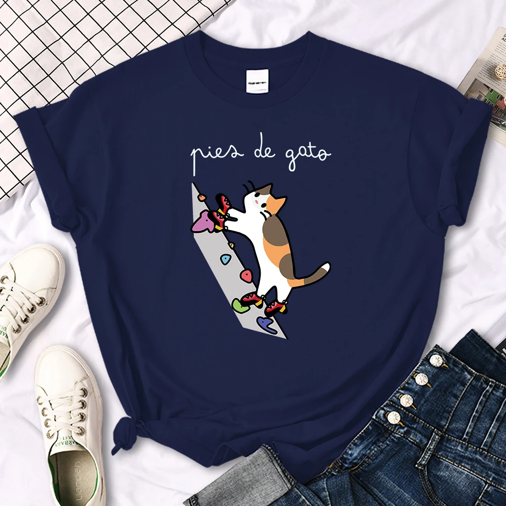 Cat Rock Climbing Cute Print T-Shirt Womens Kawaii Cartoon Graphic Tops Females Korean Fashion Oversize Harajuku Girls Tshirts