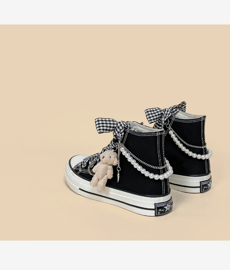 Amy and Michael Sweet Lovely Girls Students Casual Tennis Sneakers Kawaii Anime Bear Dolls Hand Made Cavas Shoes Women High Tops