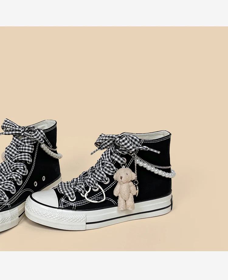 Amy and Michael Sweet Lovely Girls Students Casual Tennis Sneakers Kawaii Anime Bear Dolls Hand Made Cavas Shoes Women High Tops