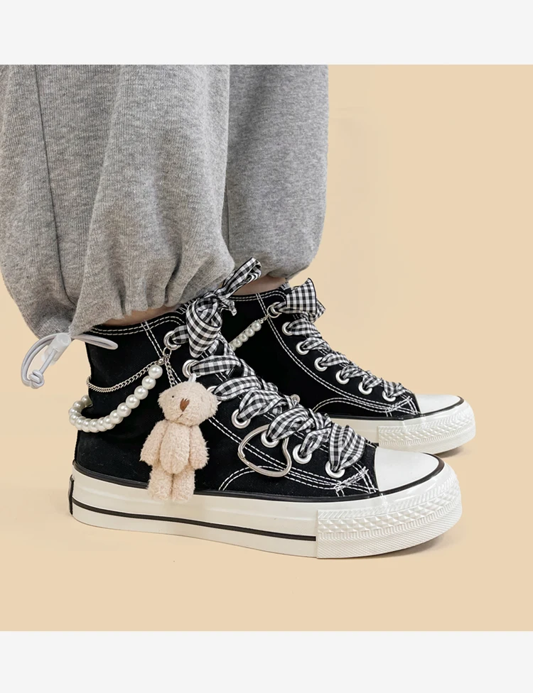 Amy and Michael Sweet Lovely Girls Students Casual Tennis Sneakers Kawaii Anime Bear Dolls Hand Made Cavas Shoes Women High Tops