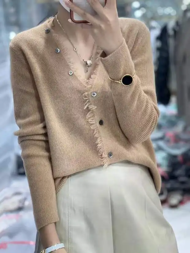 Fashionable tassel v-neck cashmere knit cardigan women chunchun Korean slim top loose sweater sweater coat