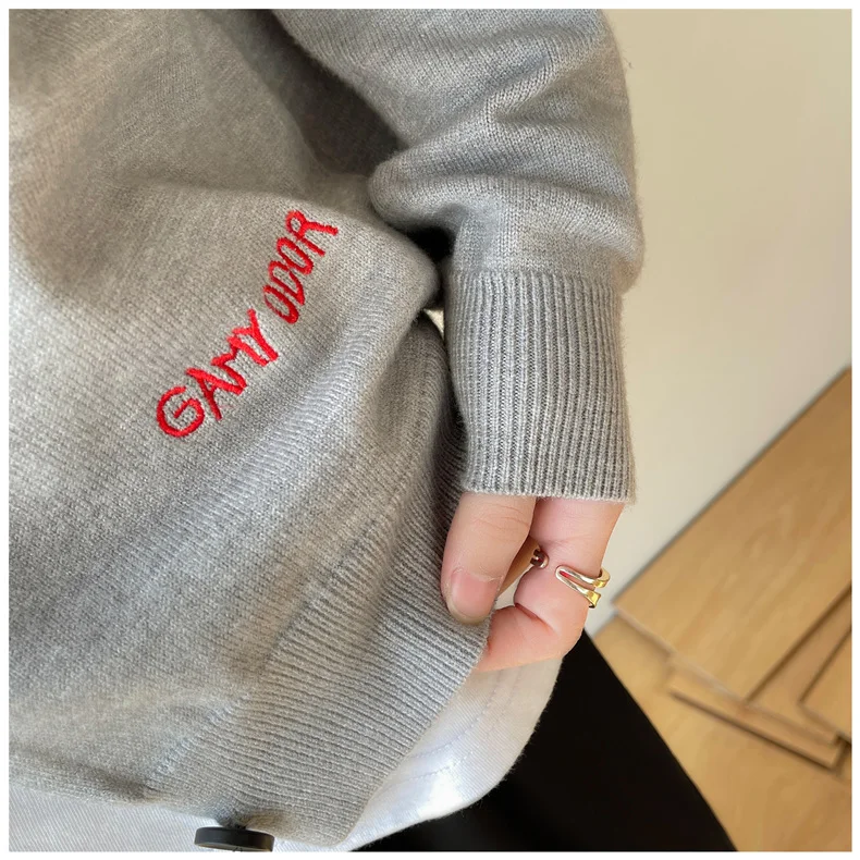 Cashmere cardigan women's spring and autumn new round neck duckling palm embroidery knitting bottom sweater loose wool coat