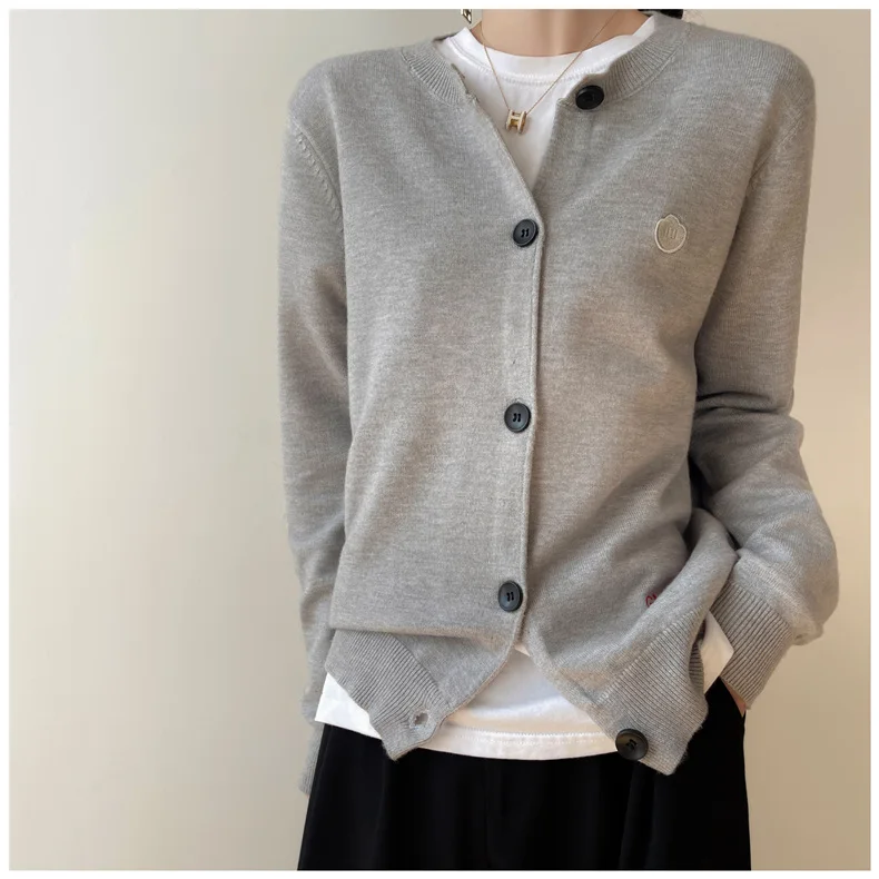 Cashmere cardigan women's spring and autumn new round neck duckling palm embroidery knitting bottom sweater loose wool coat