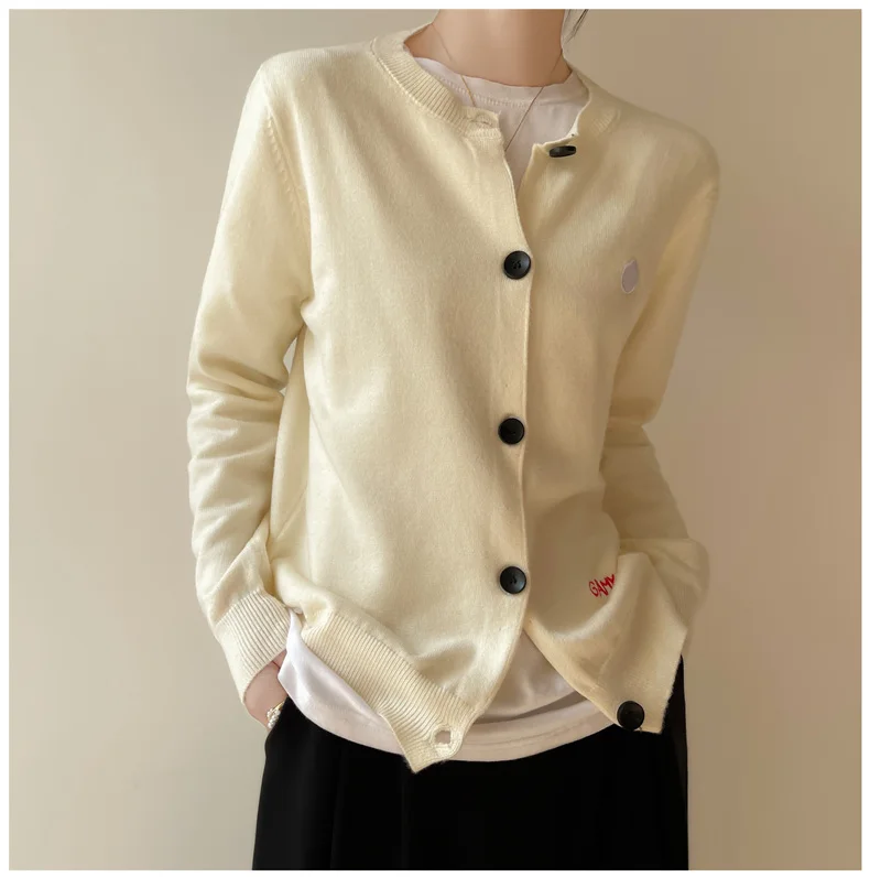 Cashmere cardigan women's spring and autumn new round neck duckling palm embroidery knitting bottom sweater loose wool coat